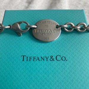 Retired Please Return to Tiffany & CO Oval Choker